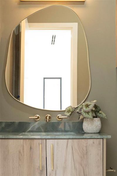 Furnished interior view inside a new home in , Dallas (Image 9).