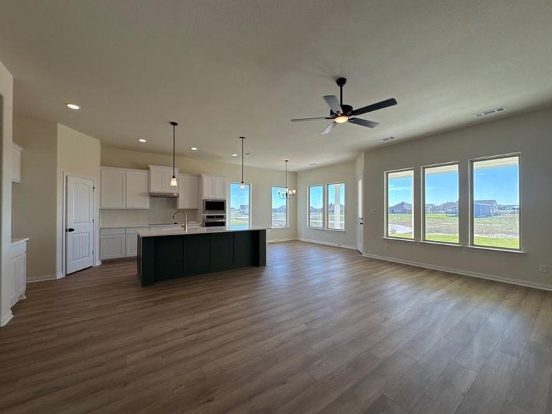 Spacious, unfurnished interior of a new home in Fairview Meadows, New Fairview (Image 11).