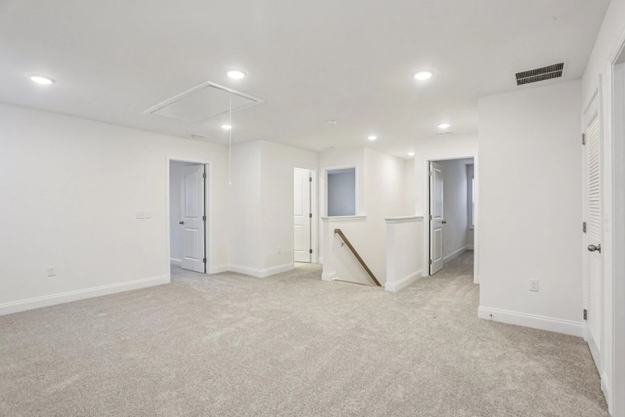 Spacious, unfurnished interior of a new home in Ascent at Arbor Ridge, La Vergne (Image 19).