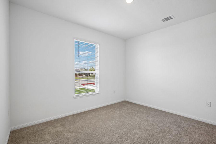 Spacious, unfurnished interior of a new home in Lisso, Pflugerville (Image 32).