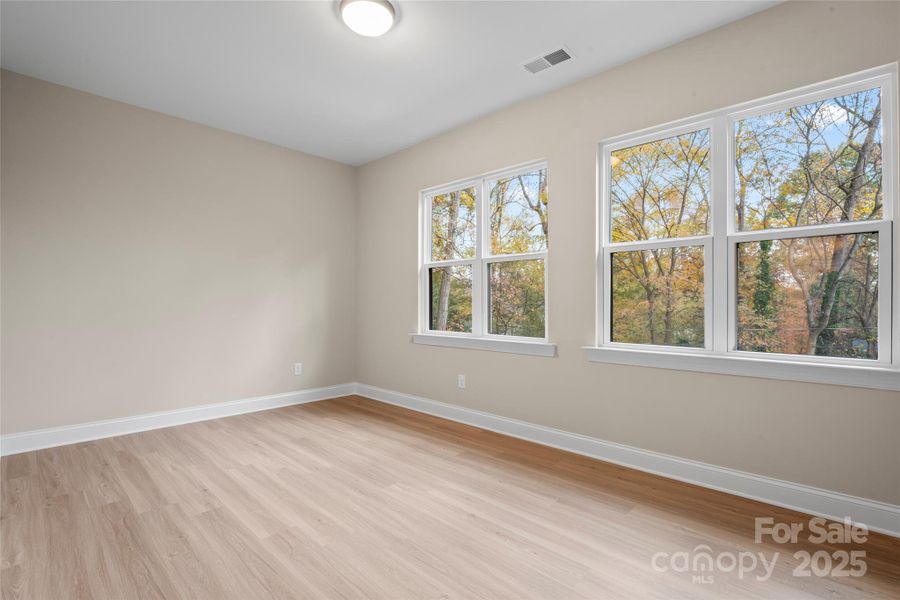 Spacious, unfurnished interior of a new home in , Charlotte (Image 15).