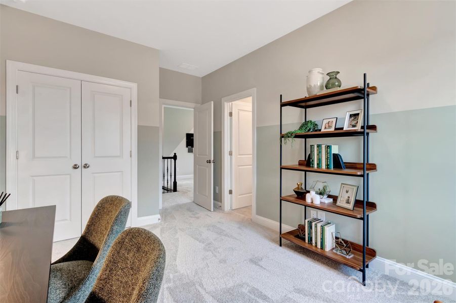 Secondary bedroom
