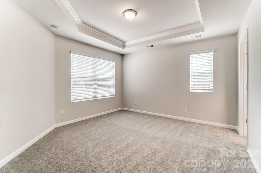 Spacious, unfurnished interior of a new home in Cheyney, Charlotte (Image 41).