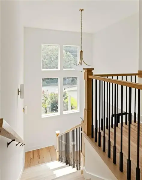 Spacious, unfurnished interior of a new home in , Atlanta (Image 21).