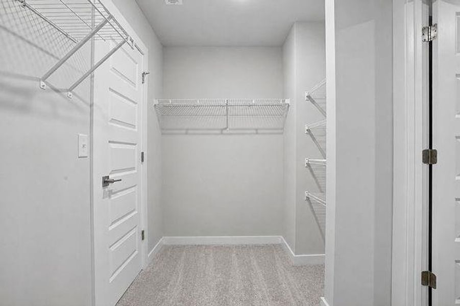 Spacious, unfurnished interior of a new home in The Manor at Gainesville Township, Gainesville (Image 14).