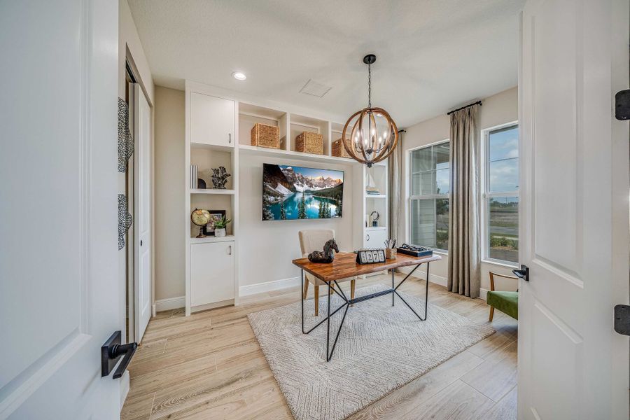 2D floor plan layout for the Willow Signature by GHO Homes in Belterra, Port St. Lucie, FL (Image 77).