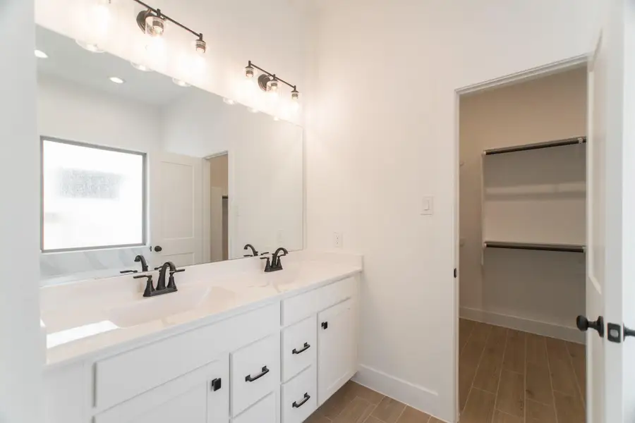 Furnished interior view inside a new home in , Conroe (Image 3). Furnished interior view inside a new home in , Conroe (Image 3).