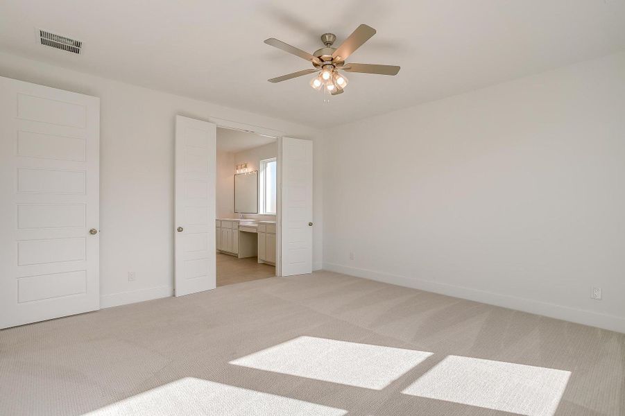 Representative unfurnished interior of a home built from the Eleanor by Graham Hart Home Builder in Sweetgrass, Haslet (Image 23).