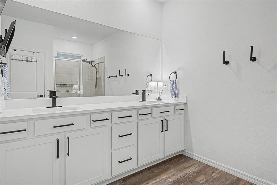 Furnished interior view inside a new home in Abbott Park, Zephyrhills (Image 31).