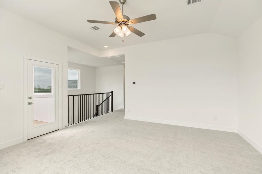 Spacious, unfurnished interior of a new home in Bridgeland Central, Cypress (Image 31).