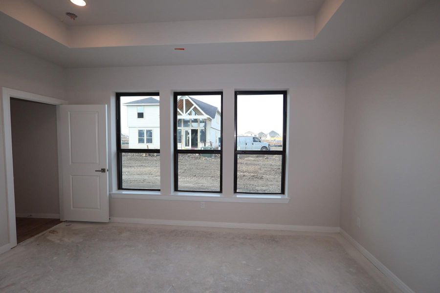 Spacious, unfurnished interior of a new home in Austin Point, Richmond (Image 9).