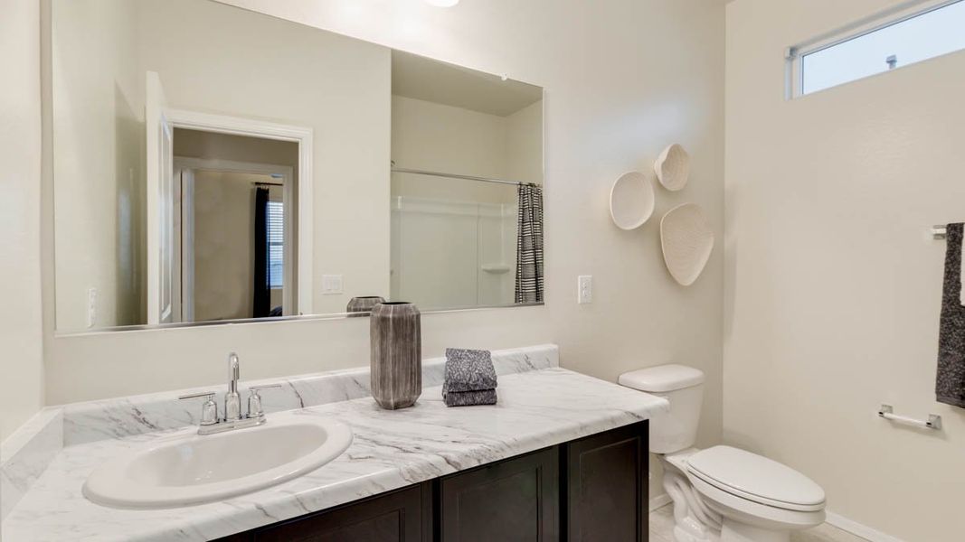 Representative furnished interior of a home built from the Hummingbird by D.R. Horton in Rio Rancho Estates, Surprise (Image 36). Representative furnished interior of a home built from the Hummingbird by D.R. Horton in Rio Rancho Estates, Surprise (Image 36).