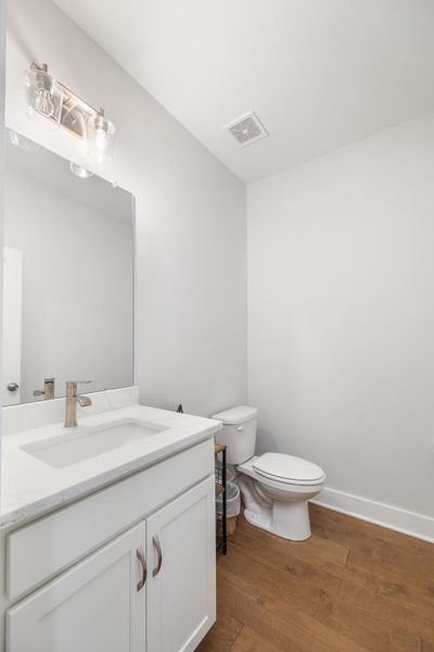 Furnished interior view inside a new home in , Wando (Image 9).