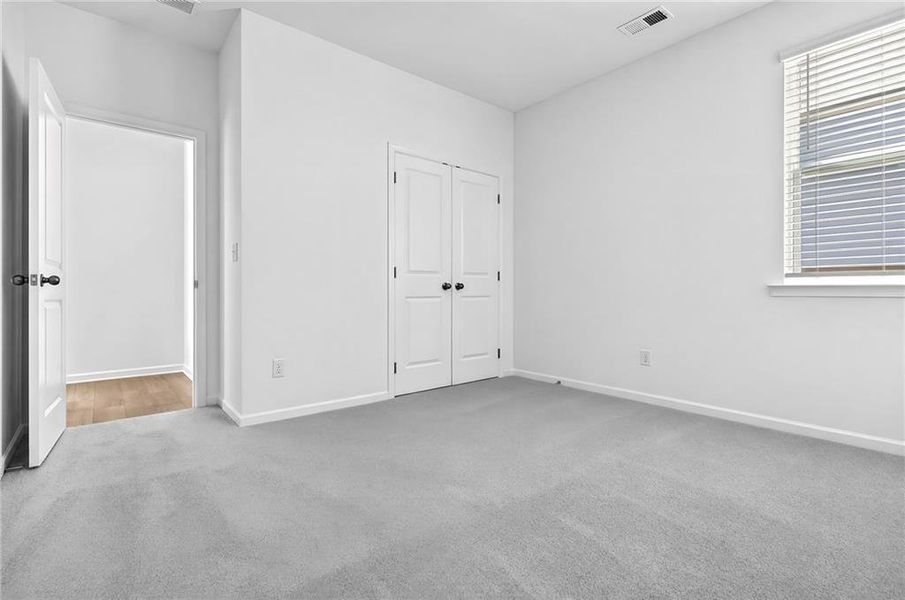 Spacious, unfurnished interior of a new home in Apalachee Hills, Bethlehem (Image 20).