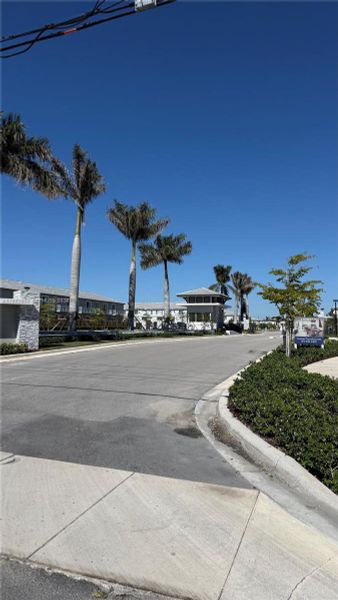 Community amenities in , Homestead (Image 17).