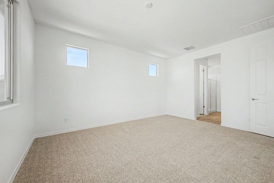 Spacious, unfurnished interior of a new home in Tierra Vistoso, Surprise (Image 9).