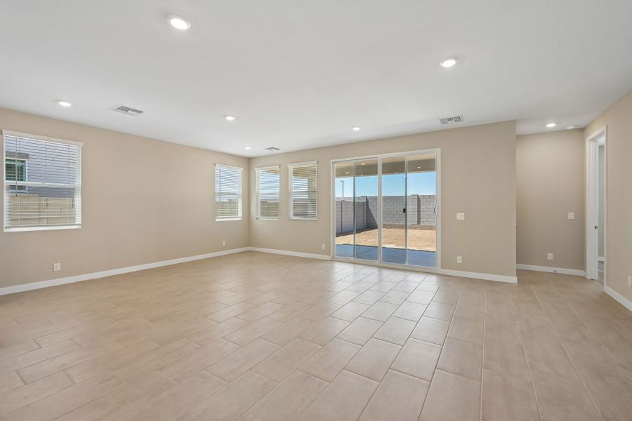 3br New Home in San Tan Valley, AZ.  - Slide 7