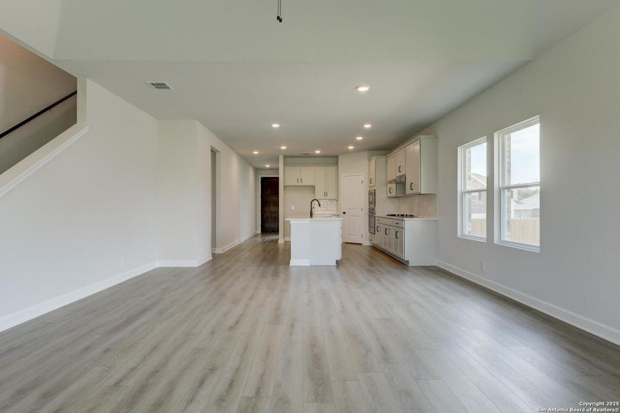 Image 33 of a home in Arcadia Ridge. Image 33 of a home in Arcadia Ridge.