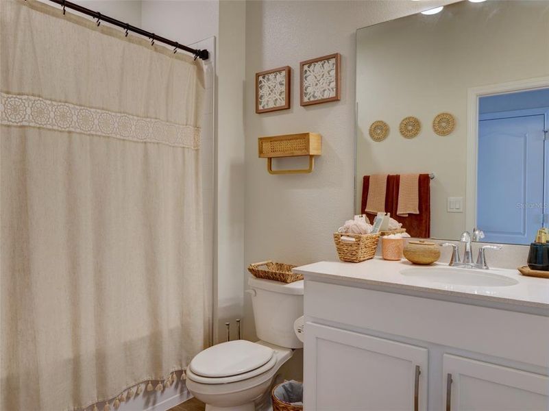 Furnished interior view inside a new home in , Orlando (Image 28).