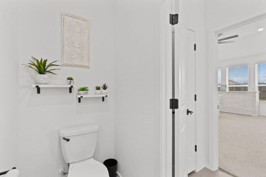 Furnished interior view inside a new home in Lago Mar, Texas City (Image 28).