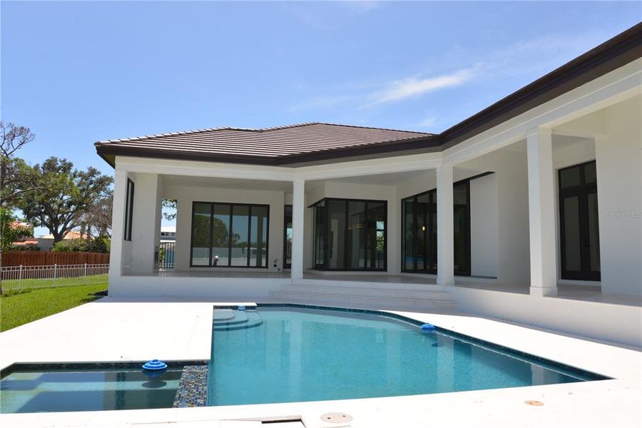 Image 21 of a home in .