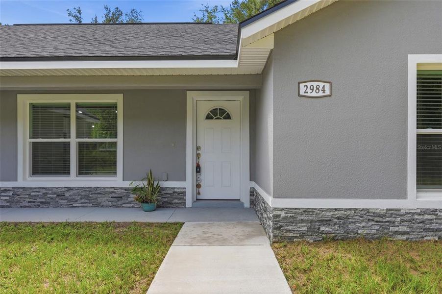 Exterior details and patio area of a home in , Summerfield (Image 17).