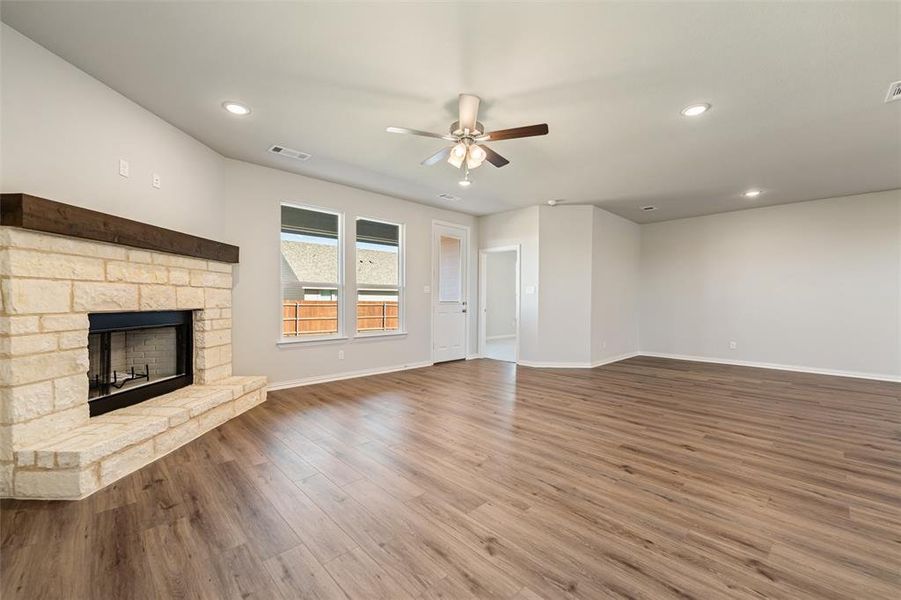 Spacious, unfurnished interior of a new home in Covenant Park, Springtown (Image 30). Spacious, unfurnished interior of a new home in Covenant Park, Springtown (Image 30).