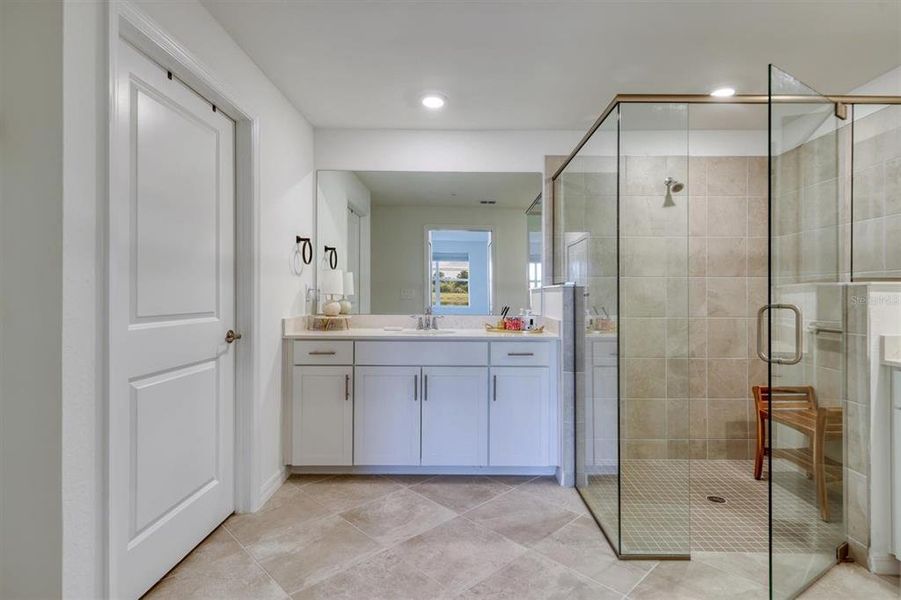 Furnished interior view inside a new home in , Venice (Image 7).