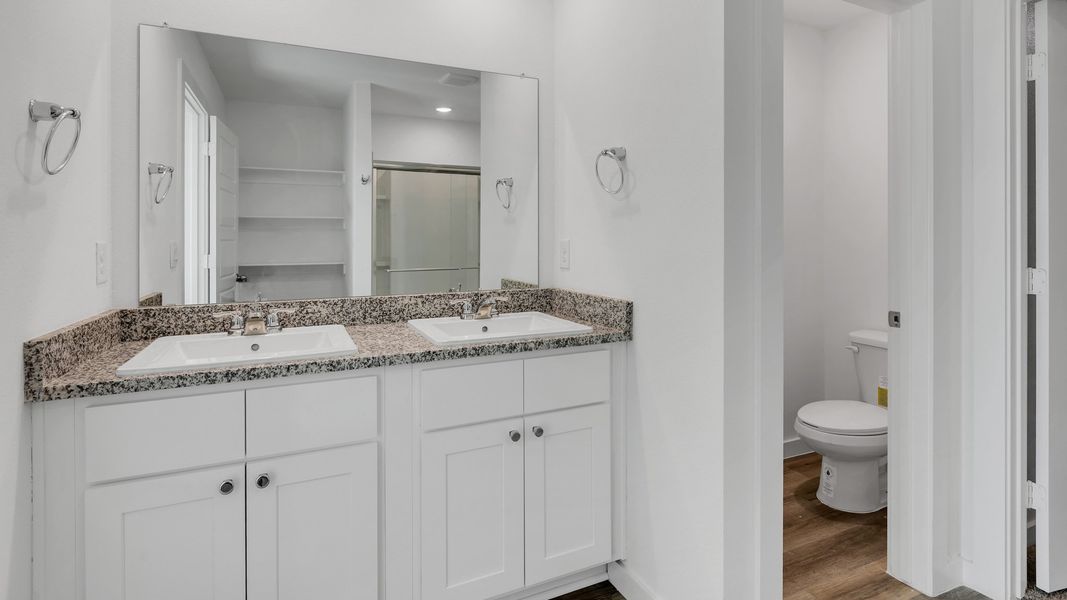 Furnished interior view inside a new home in Terra Vista, Lubbock (Image 8).