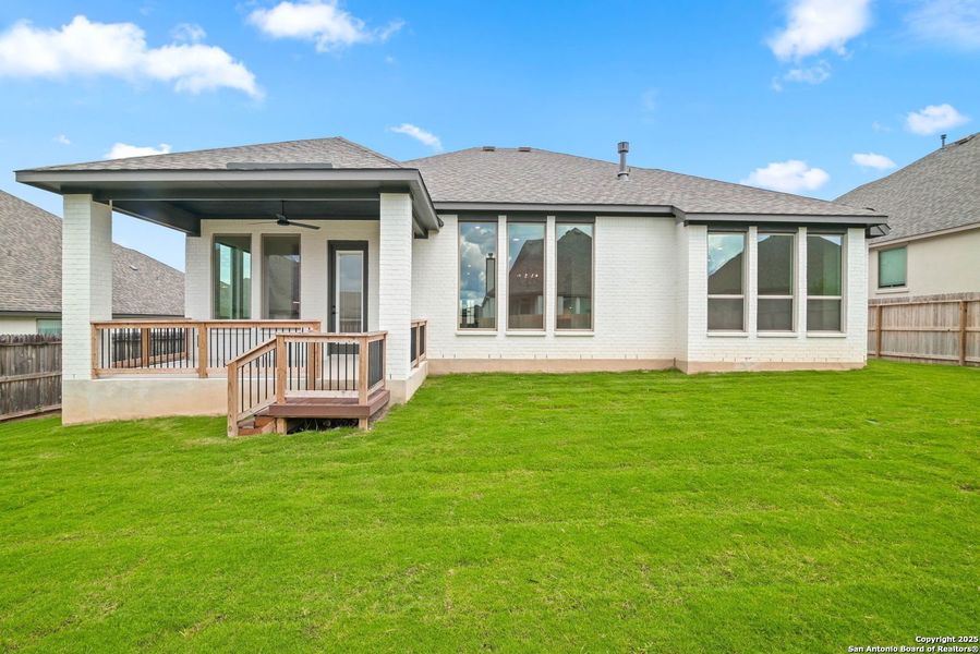 Exterior details and patio area of a home in Ventana - 70', Bulverde (Image 16).