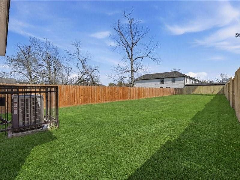 Exterior details and patio area of a home in , Houston (Image 22).
