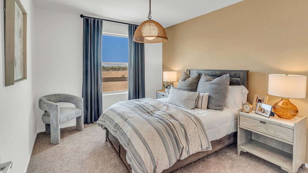 Furnished interior view inside a new home in Hanson Ridge, Vail (Image 46).