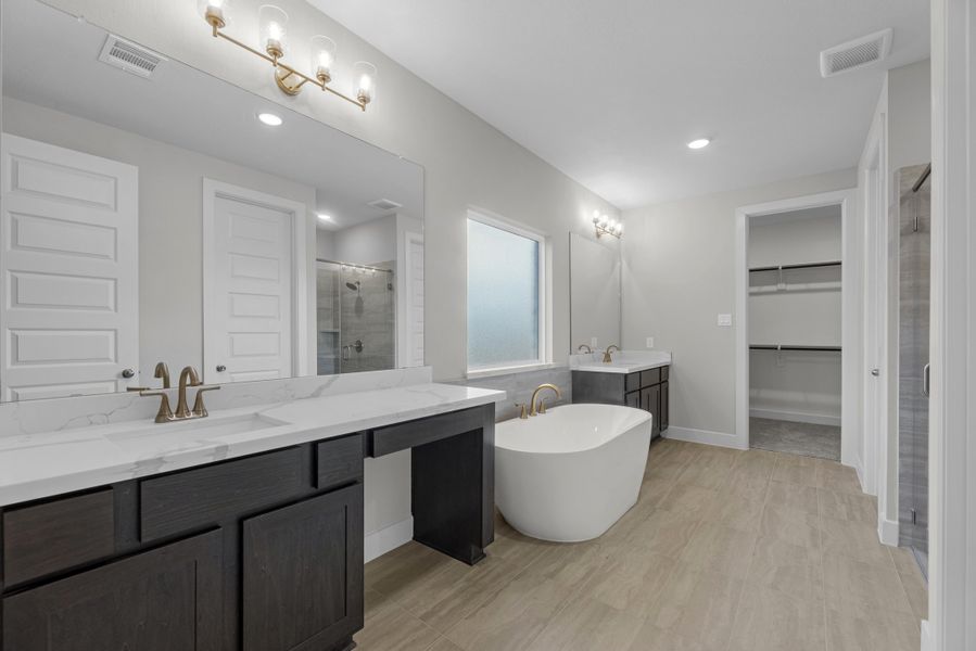 Furnished interior view inside a new home in Wolf Ranch, Georgetown (Image 7).