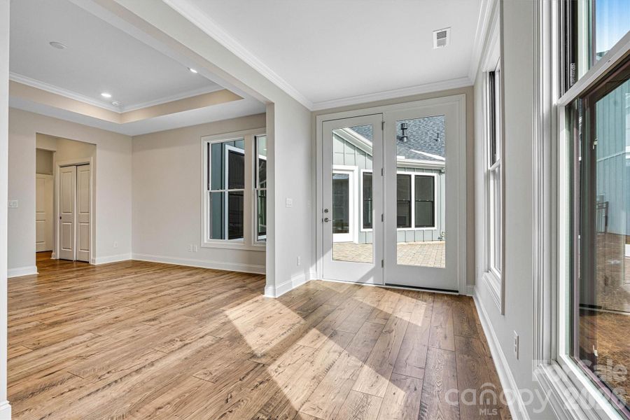 Spacious, unfurnished interior of a new home in The Courtyards at Lake Davidson, Mooresville (Image 37).