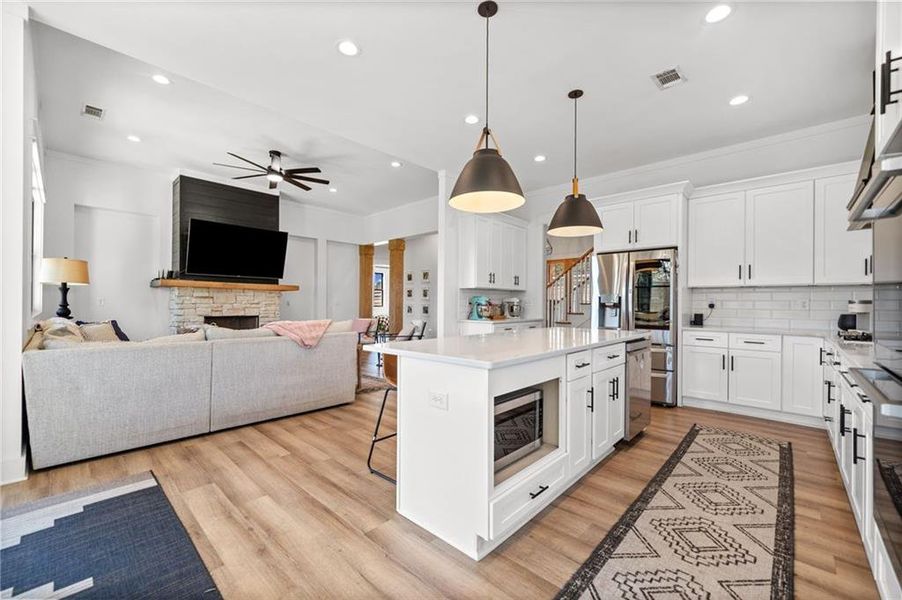 Furnished interior view inside a new home in , Dallas (Image 43).