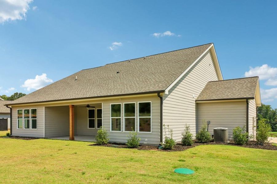 Exterior details and patio area of a home in Pinegate, Covington (Image 16).