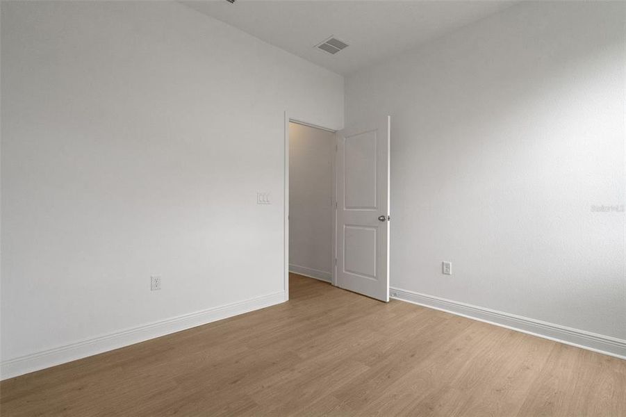 Spacious, unfurnished interior of a new home in Crossroads at Kelly Park, Apopka (Image 43). Spacious, unfurnished interior of a new home in Crossroads at Kelly Park, Apopka (Image 43).