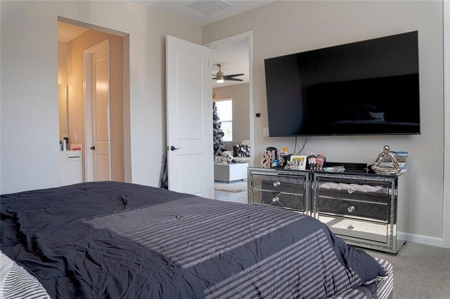 Furnished interior view inside a new home in , Haines City (Image 11).