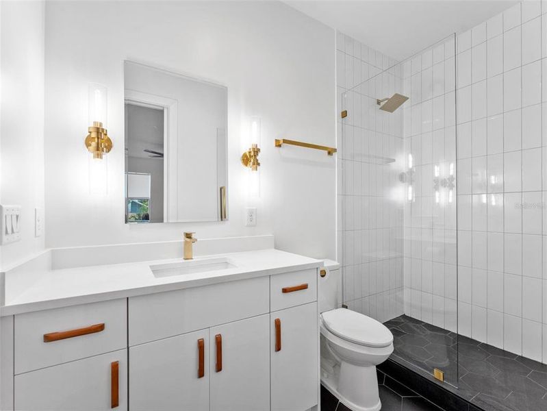 Image 38 of a home in .