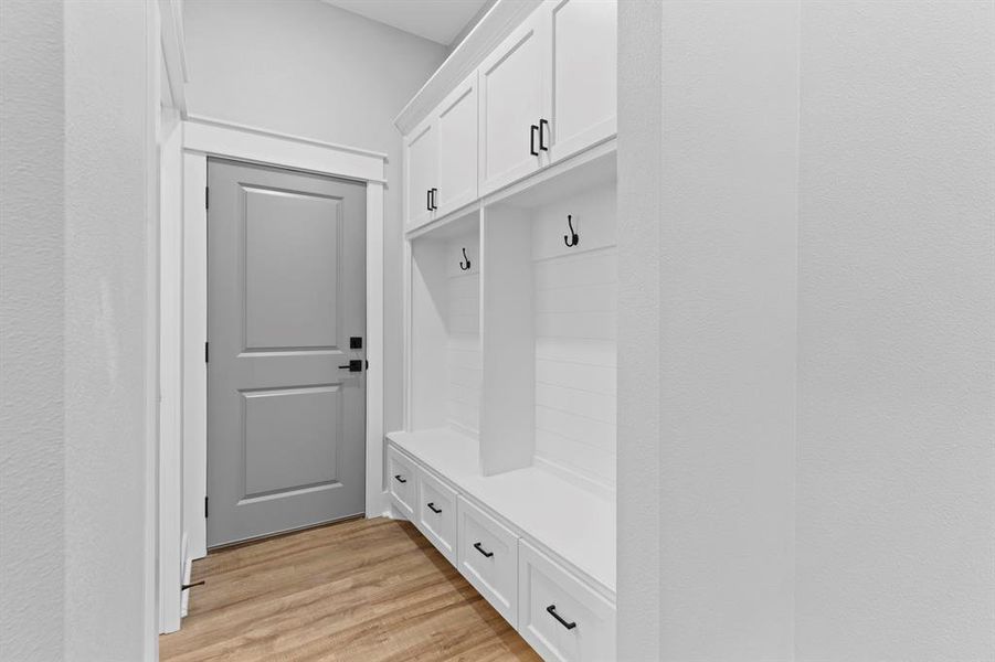 Furnished interior view inside a new home in , Tyler (Image 6).