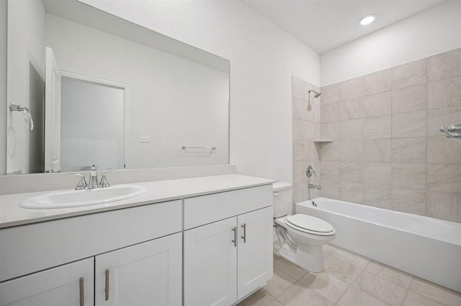 Photo is not of the actual home, but is an inspirational photo of builder’s model home and may depict options, furnishings, and/or decorator features that are not included. Photo is not of the actual home, but is an inspirational photo of builder’s model home and may depict options, furnishings, and/or decorator features that are not included.