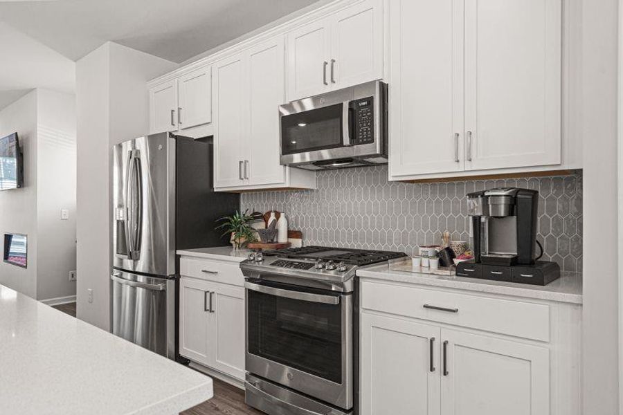 Furnished interior view inside a new home in Rosewood Farm, Lawrenceville (Image 20).