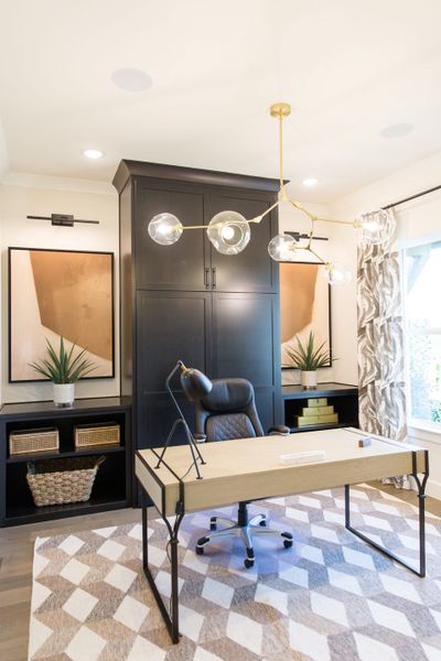Representative furnished interior of a home built from the 5541 by Tradition Homes in Mustang Lakes, McKinney (Image 11).