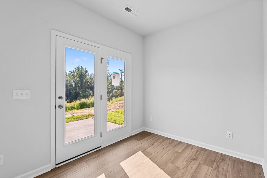 Spacious, unfurnished interior of a new home in Bell West, Kernersville (Image 25).