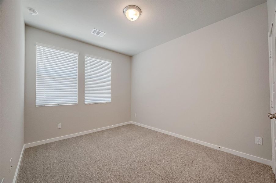 Spacious, unfurnished interior of a new home in McClendon Park Village, Houston (Image 20). Spacious, unfurnished interior of a new home in McClendon Park Village, Houston (Image 20).