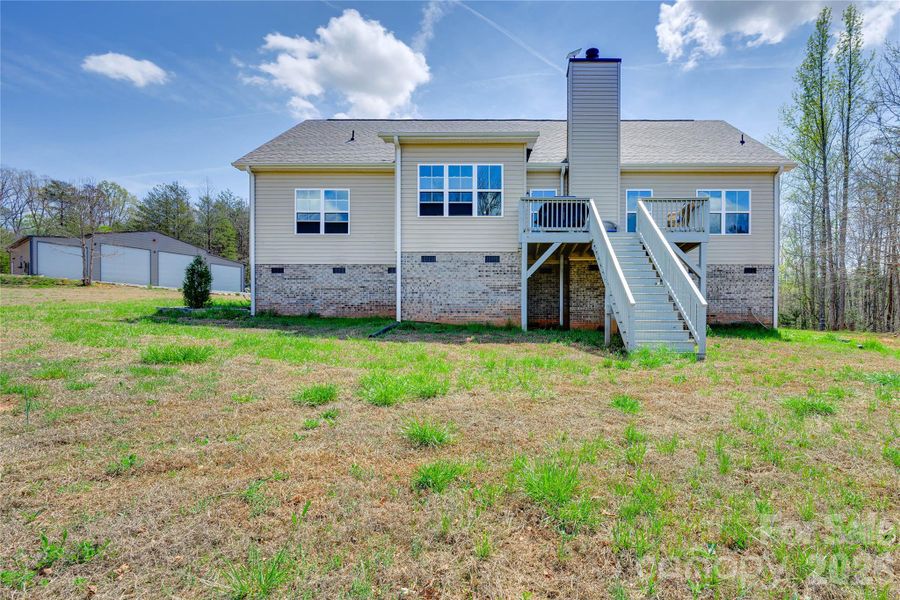 Exterior details and patio area of a home in , Bostic (Image 29).