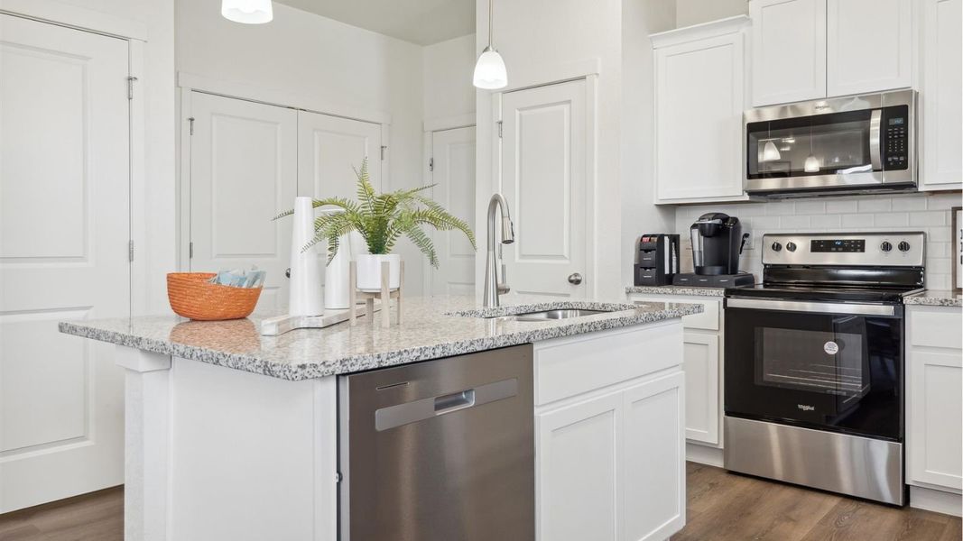 Furnished interior view inside a new home in Settlers Crossing, Commerce City (Image 11).