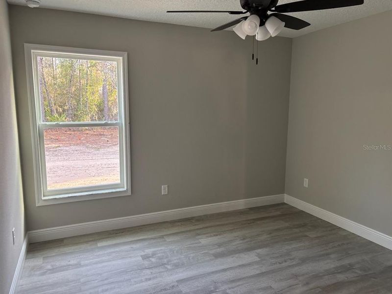 Spacious, unfurnished interior of a new home in , Dunnellon (Image 19).