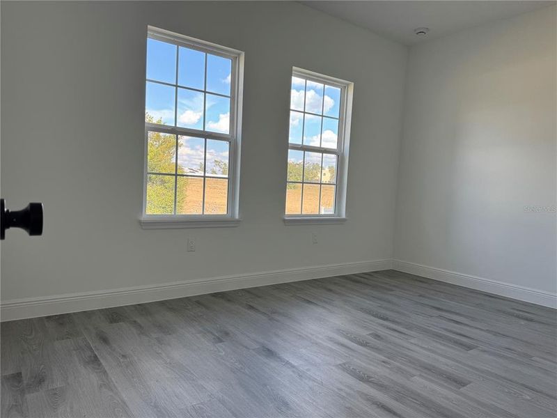 Spacious, unfurnished interior of a new home in , Ocala (Image 20).