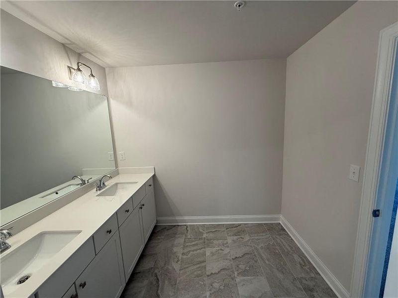 Image 18 of a home in .